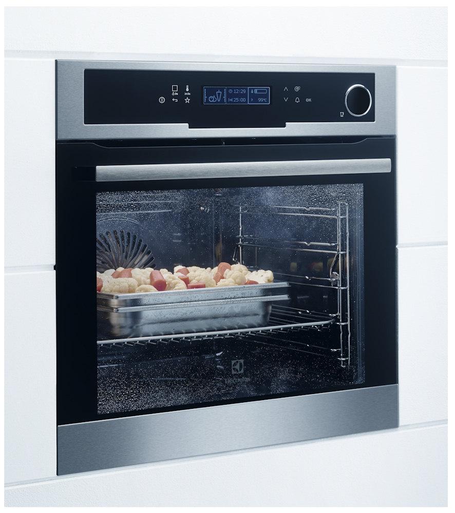 Piekarnik elektryczny parowy Electrolux EEB8587POX CombiSteam Deluxe