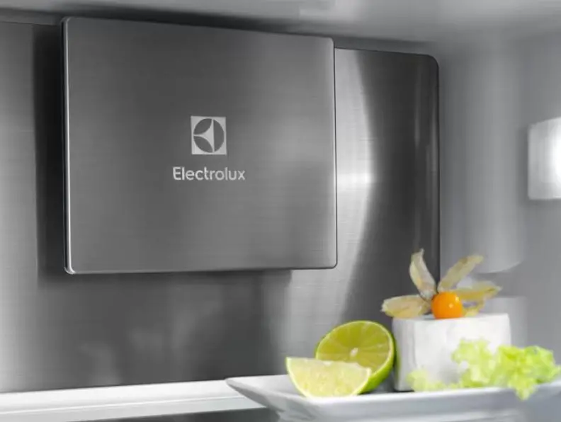 Lodówka Electrolux ENC8MC19S Zamrażarka No Frost 188,4cm Szuflada z kontrolą wilgotności
