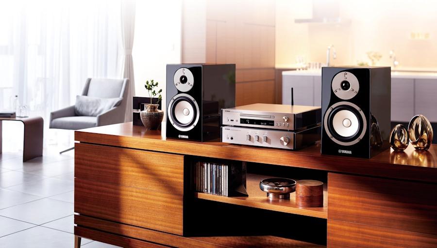 Wieża Yamaha MusicCast MCR-N670D Grand PianoCraft 130W Wi-Fi Bluetooth Radio FM, DAB+, Internetowe Srebrny