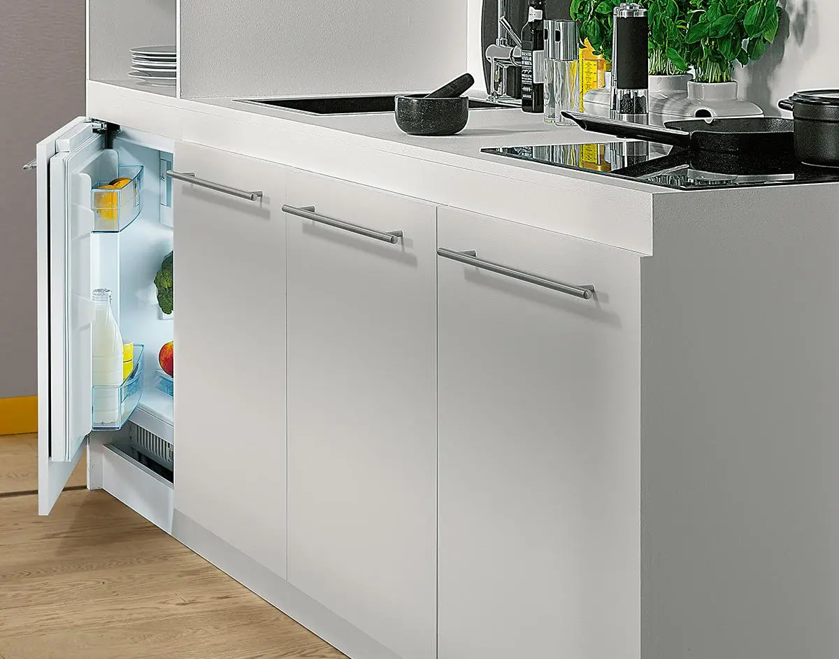 Lodówka Amica UM130.3(E) 81,8cm