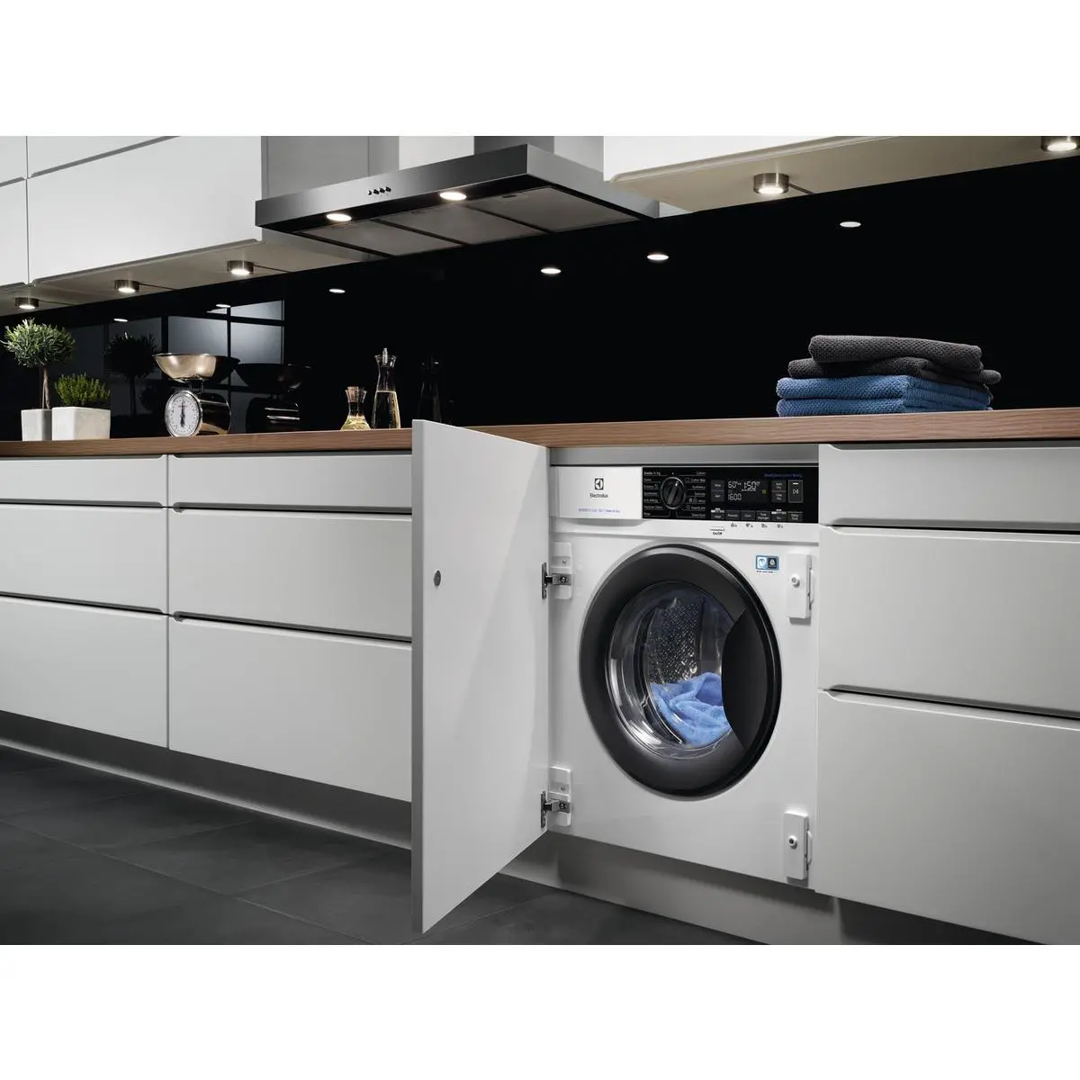 Pralko-suszarka Electrolux 700 DualCare EW7WN368SPI 54cm 8kg/4kg