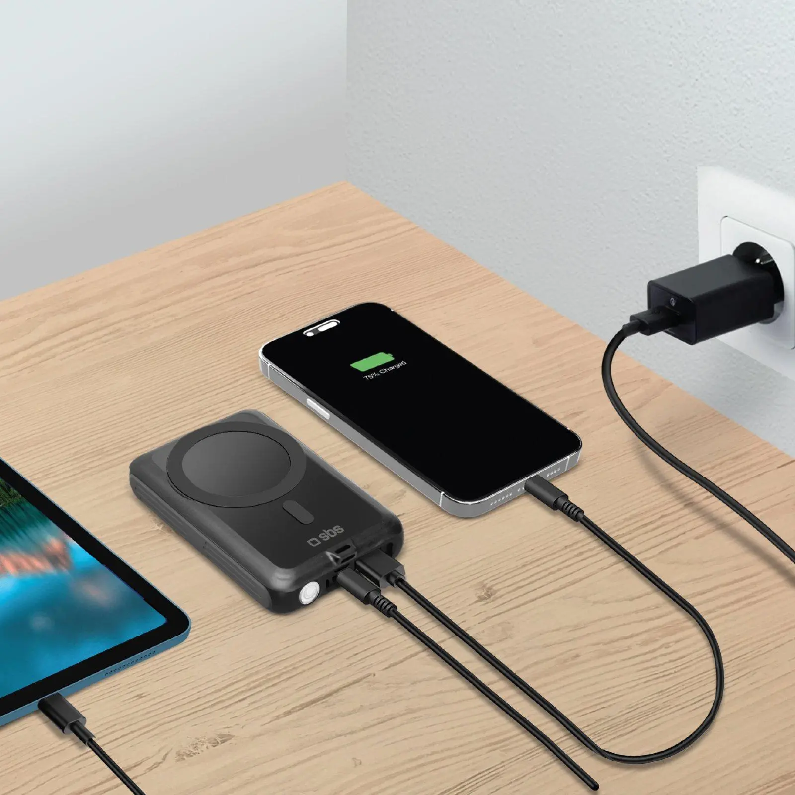 Powerbank SBS TEBB5000MAGSK Solar MagSafe 5000mAh 10W Czarny