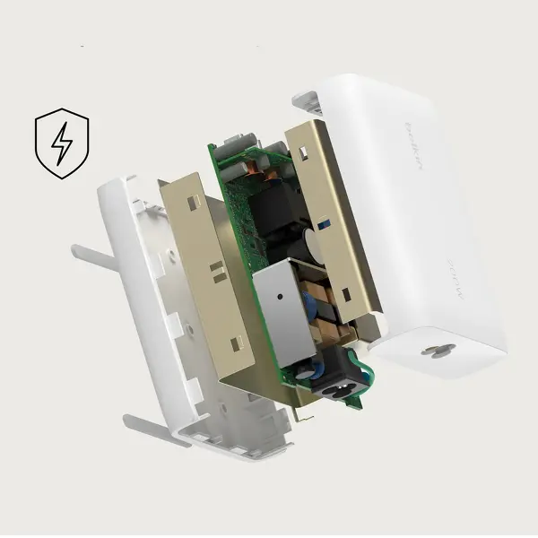 Ładowarka sieciowa Belkin BoostCharge Pro Power Delivery 4 x USB-C GaN 200W