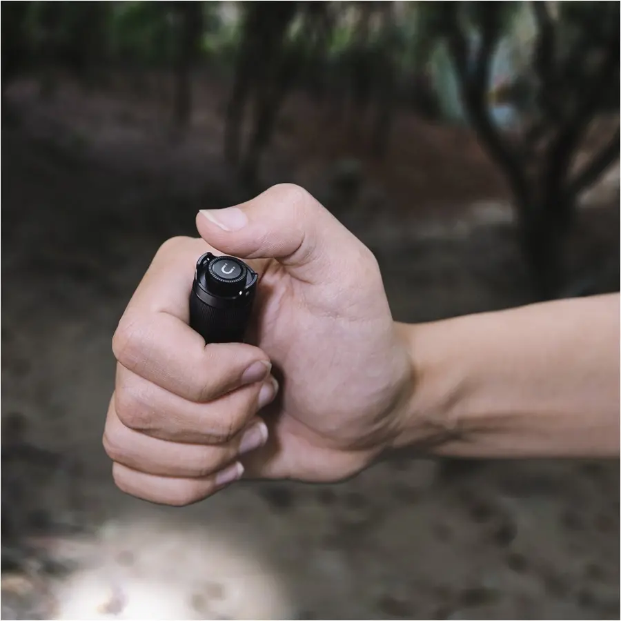 Latarka Fenix E12 V3.0