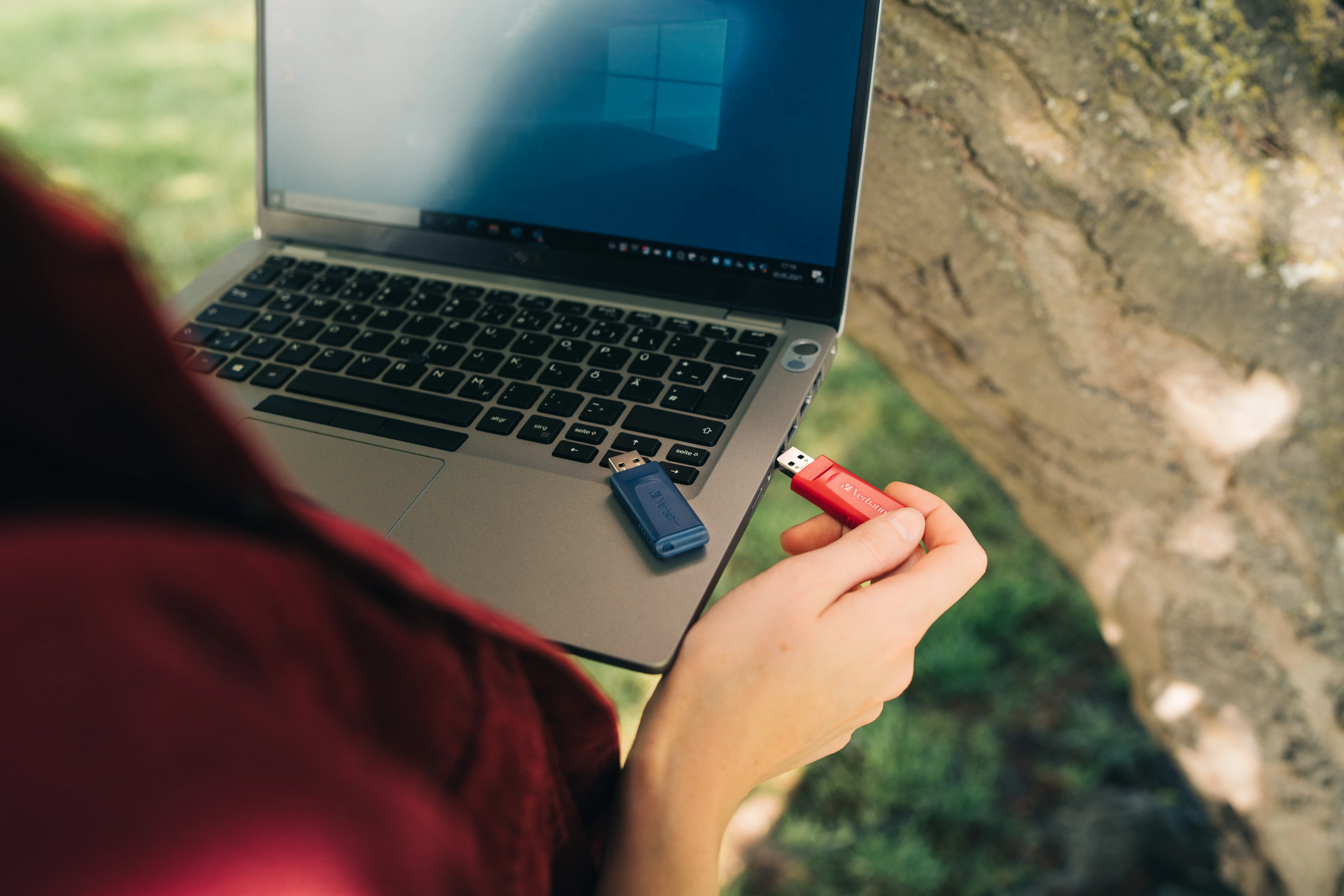 PenDrive Verbatim Slider 32GB USB 2.0 2szt. Czerwony/Niebieski
