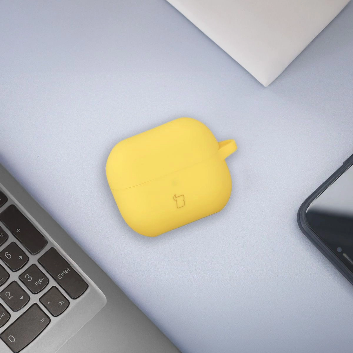 Etui na słuchawki Bizon Silikonowe z karabińczykiem do Samsung Galaxy Buds 3/3 Pro Żółty