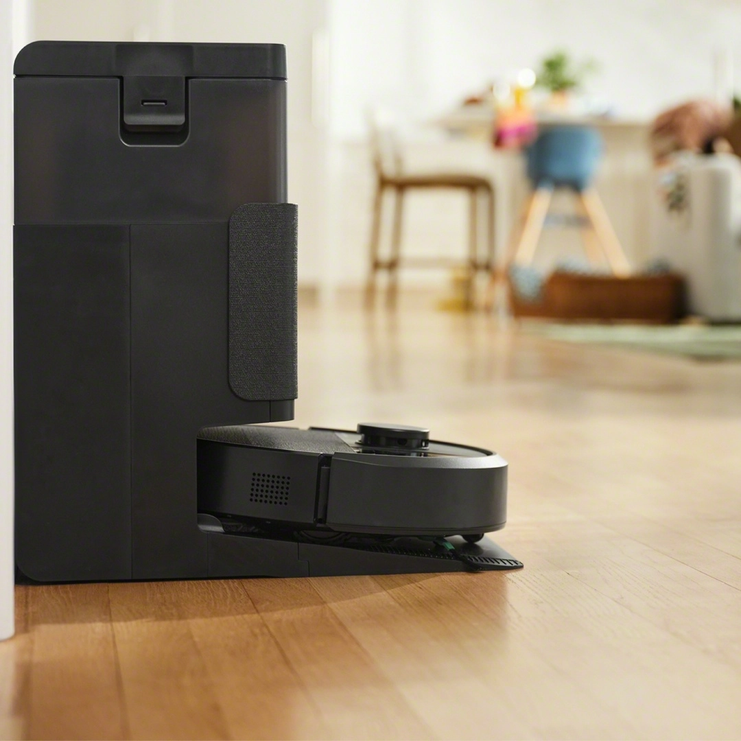 Robot sprzątający iRobot Roomba Plus 405 Combo Funkcja mopowania Stacja oczyszczająca Tworzenie mapy pomieszczenia 68dB Czarny