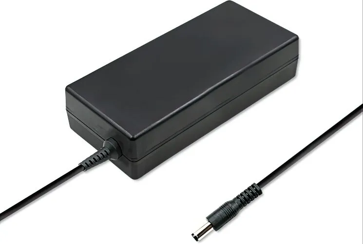 Zasilacz do laptopa Qoltec 50797 12V 5A 5.5*2.1 60W Czarny