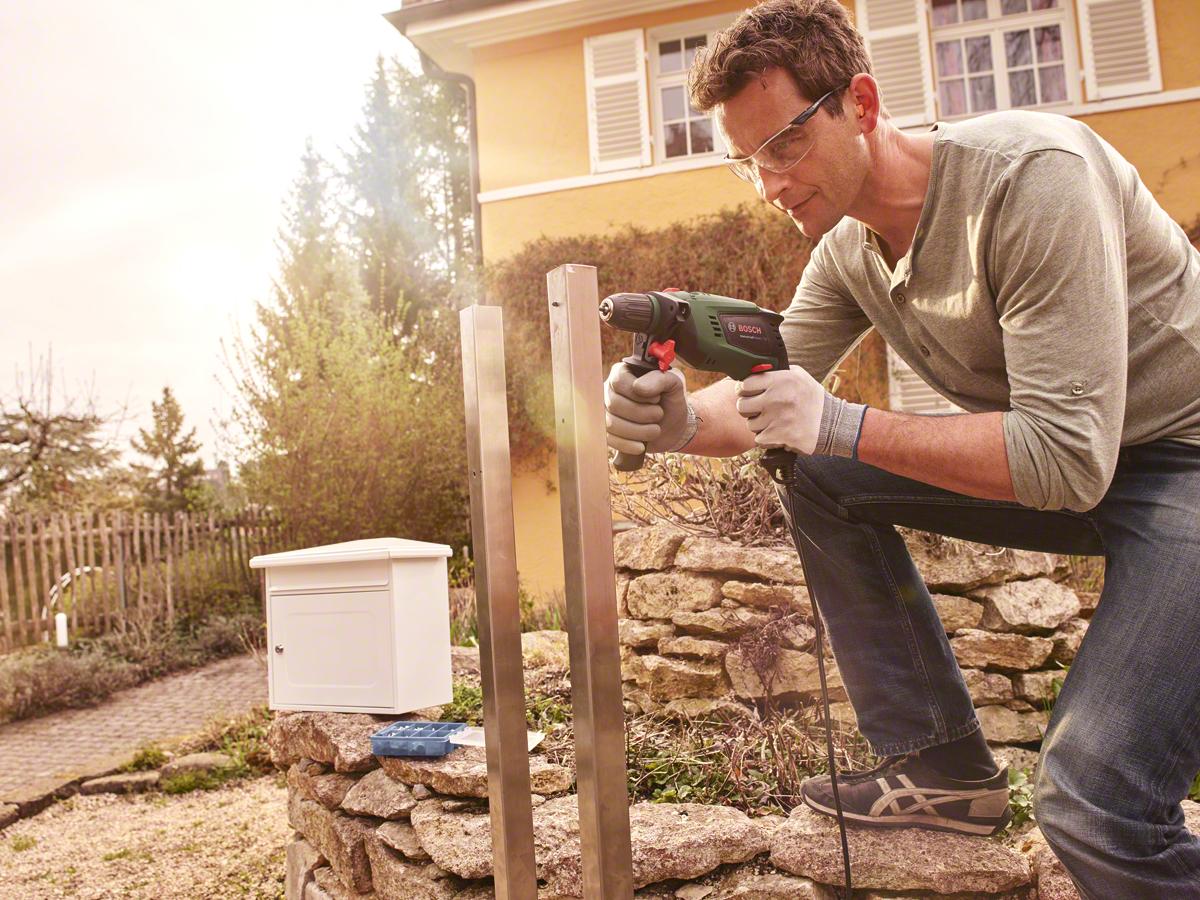 Bosch UniversalImpact 730 (060313100B) + akcesoria 19 części