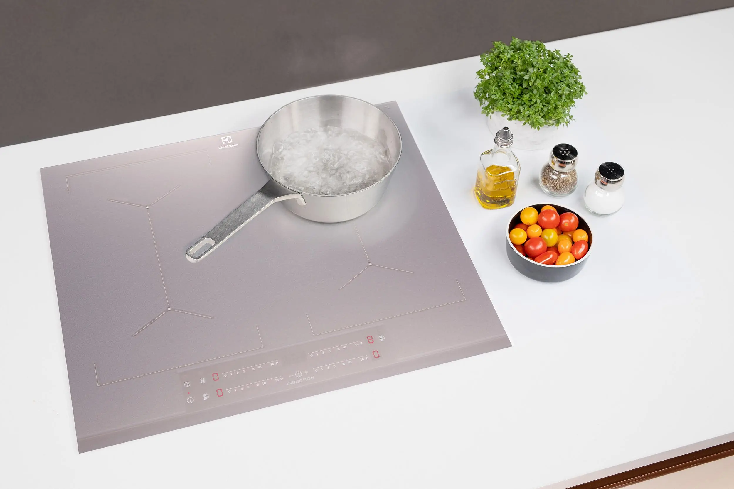 Płyta indukcyjna Electrolux Slim-fit EIV64440BS 59cm