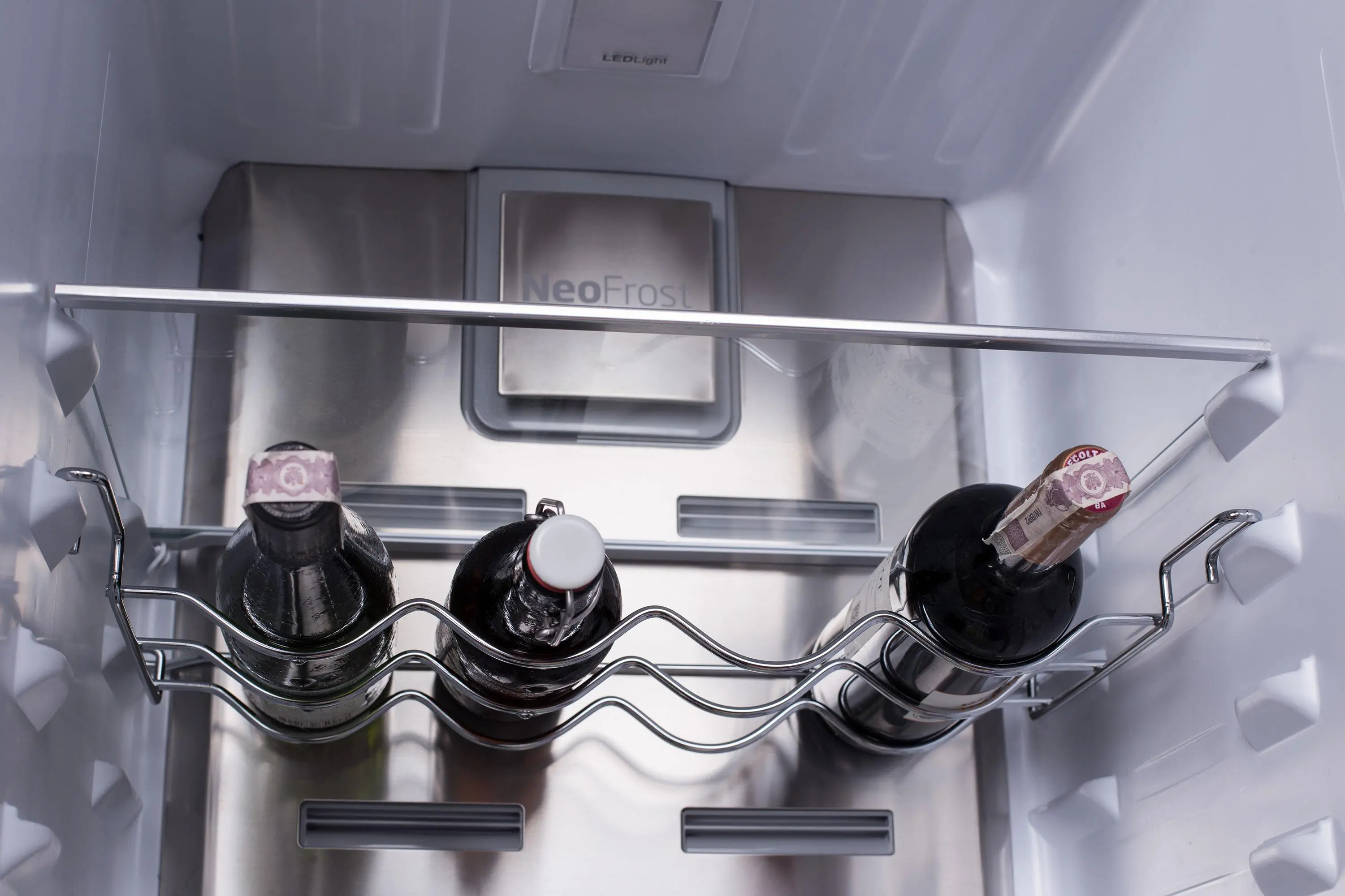 Lodówka Beko BCNA306E3SN Pełny No Frost 193cm Komora świeżości
