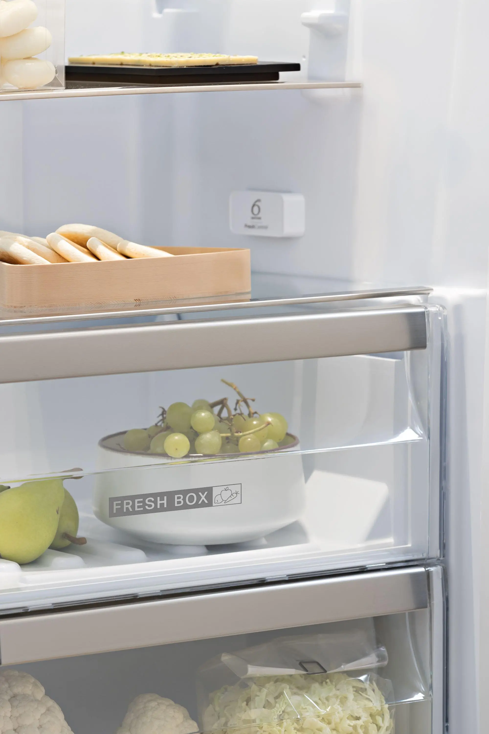 Lodówka Whirlpool SW8 AM2Y WR 2 187,5cm Biały