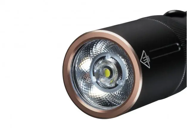 Latarka Fenix E20 V2.0