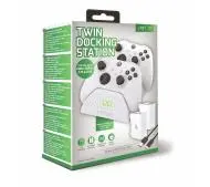Venom VS2871 do padów Xbox Series / Xbox One + 2 akumulatory Biały