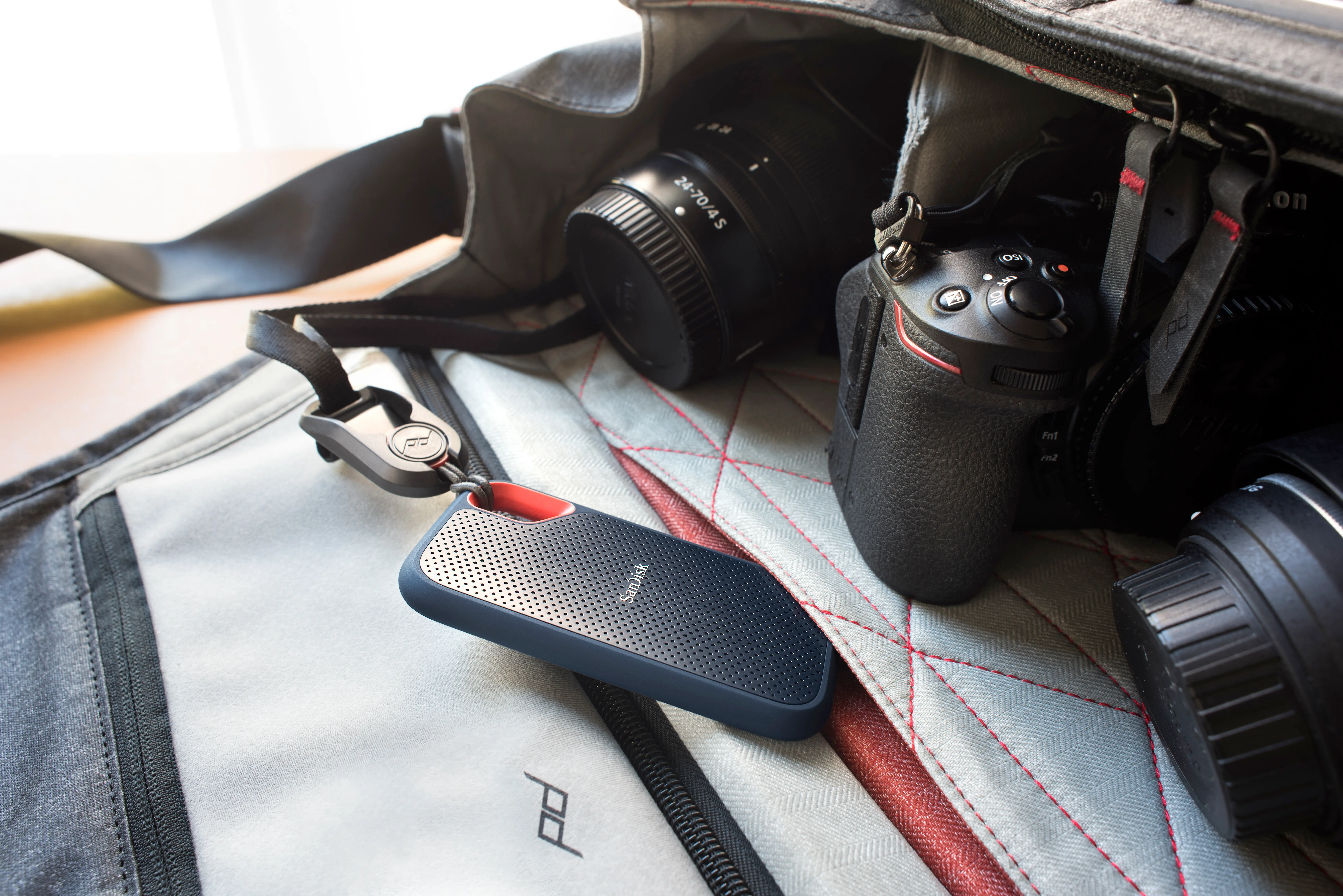 Dysk SanDisk Extreme Portable SSD 4TB USB 3.2 Typ C Szary
