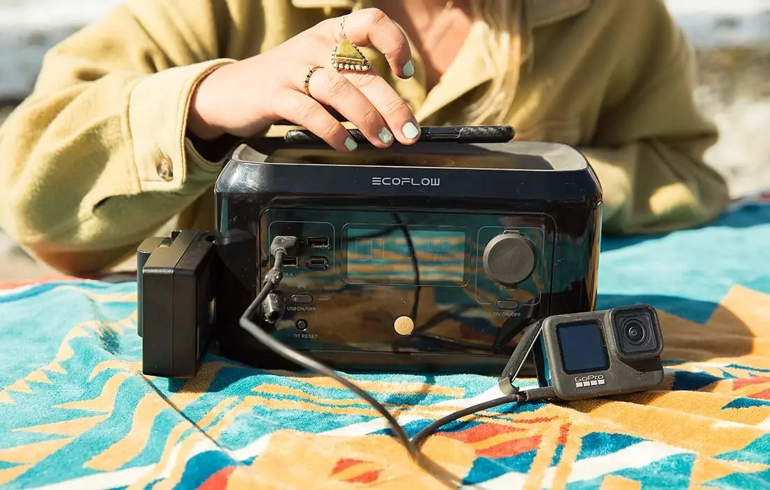 Stacja zasilania EcoFlow RIVER Mini Wireless 210Wh