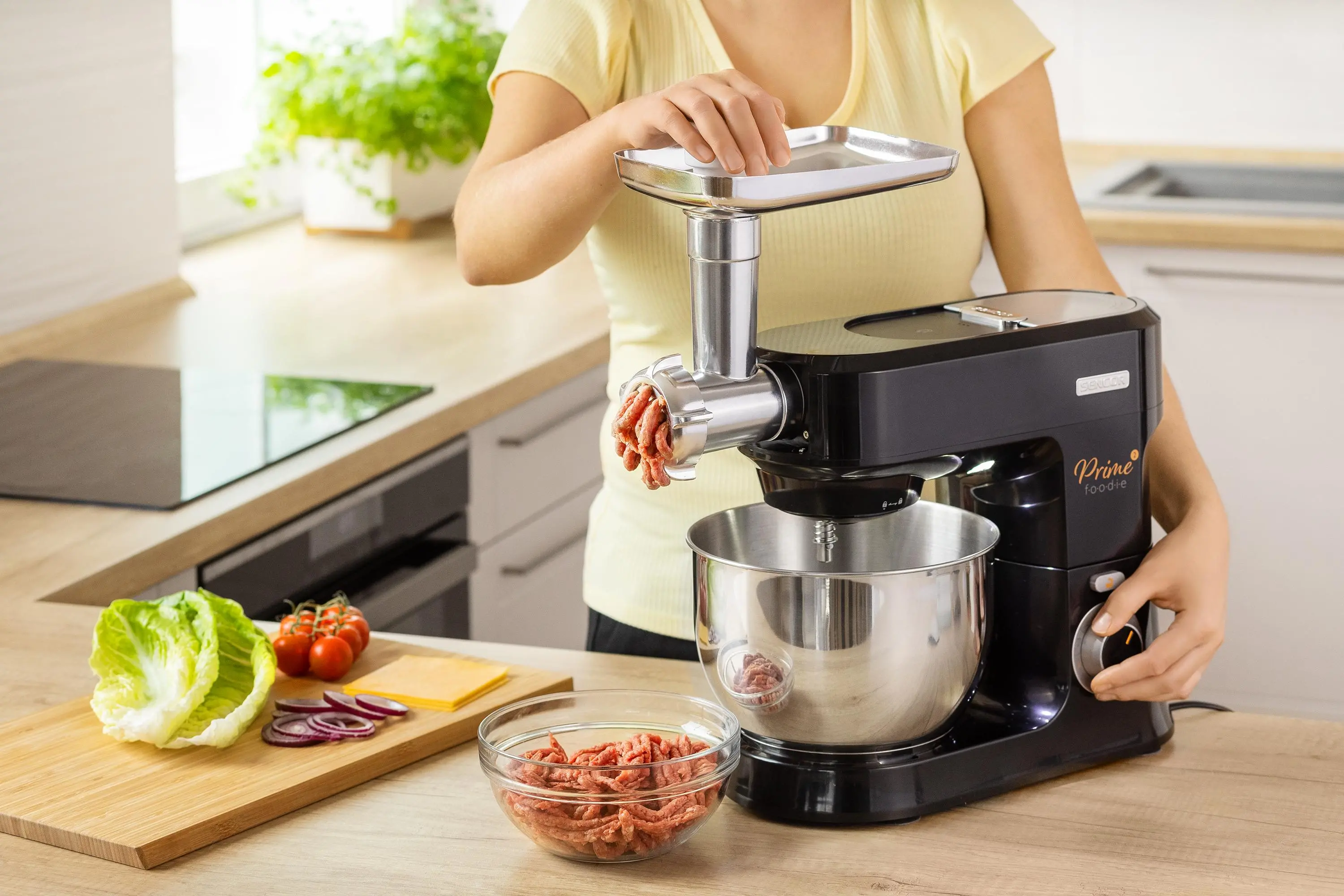 Robot planetarny Sencor STM 3761BK 1000W Maszynka do mielenia Blender kielichowy