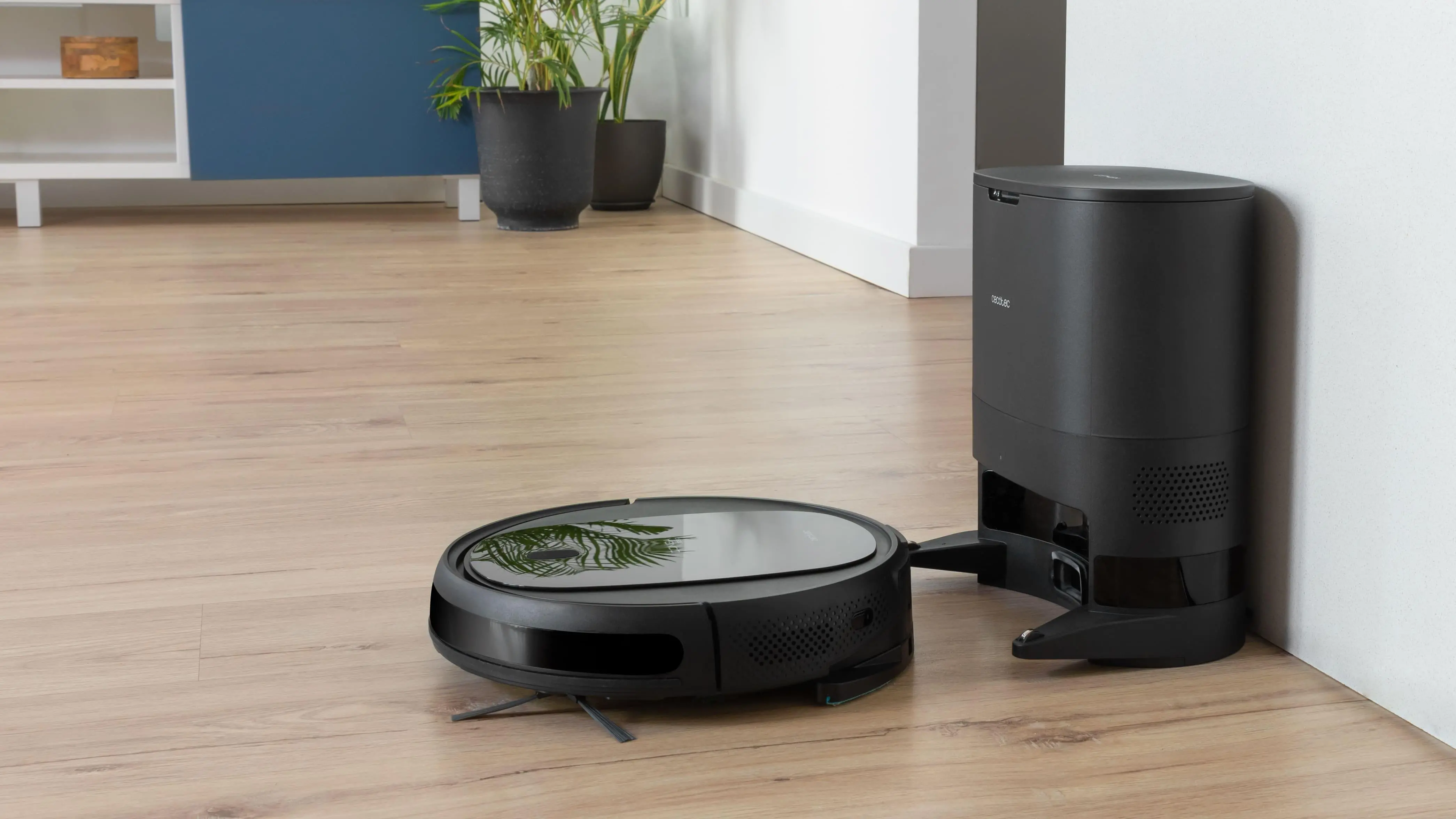 Robot sprzątający Cecotec Conga 2290 Ultra Home Funkcja mopowania Stacja oczyszczająca Tworzenie mapy pomieszczenia 64dB