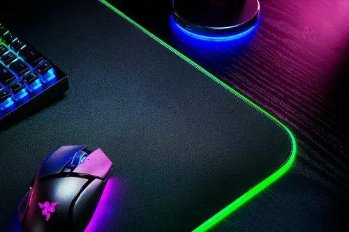 Podkładka Razer Strider Chroma XL Czarny
