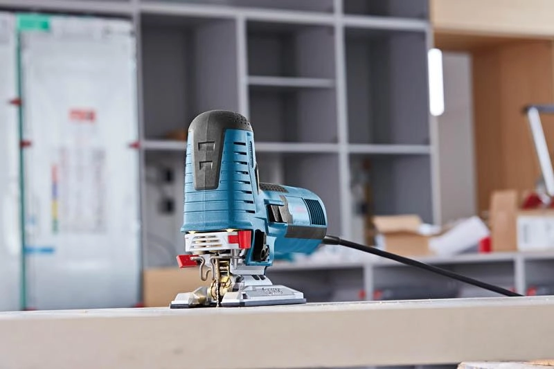 Wyrzynarka Bosch Professional GST 160 CE