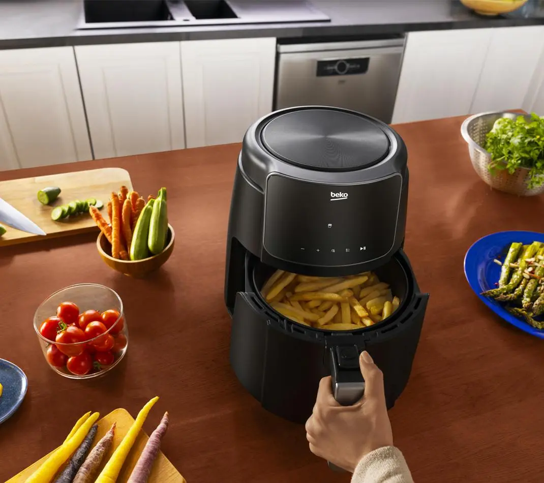 Frytkownica beztłuszczowa Beko FRL2244B ExpertFry 1500W 3,9l