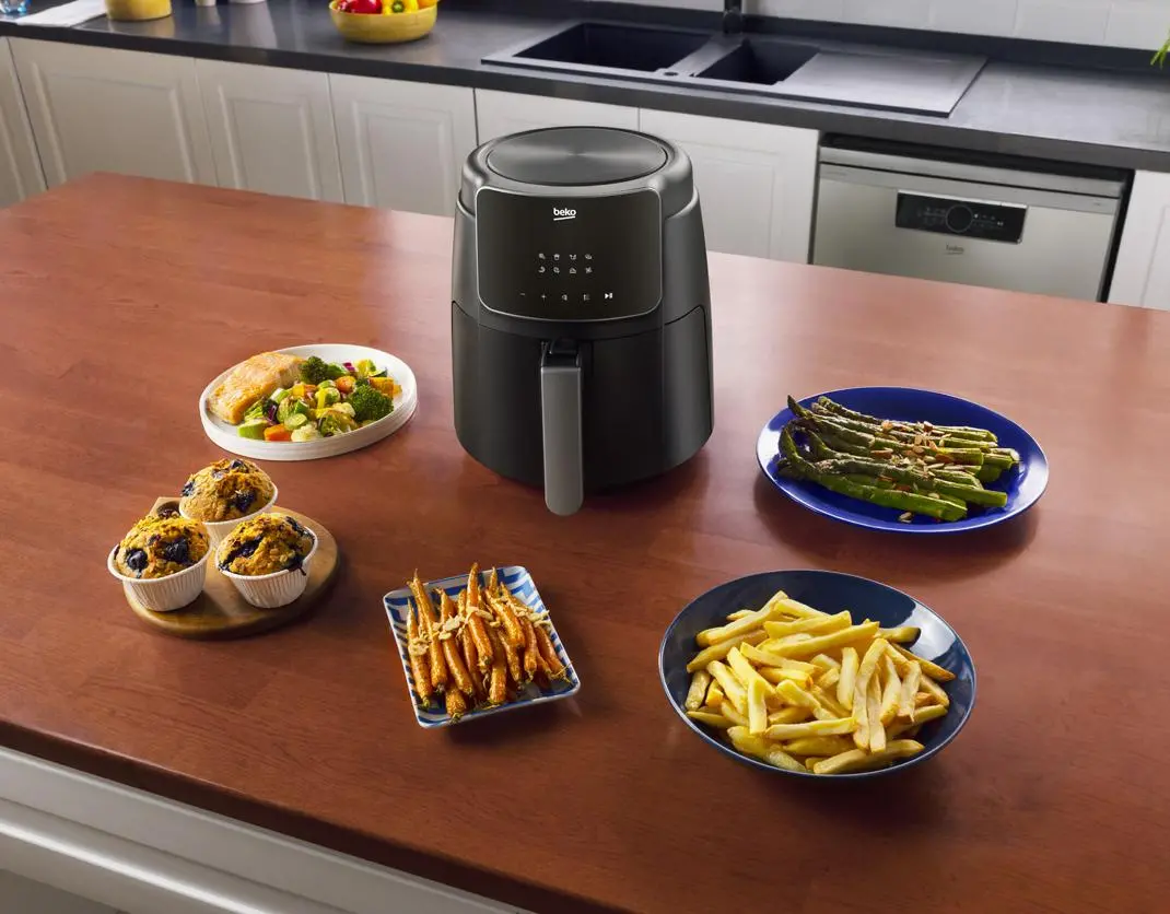 Frytkownica beztłuszczowa Beko FRL2244B ExpertFry 1500W 3,9l