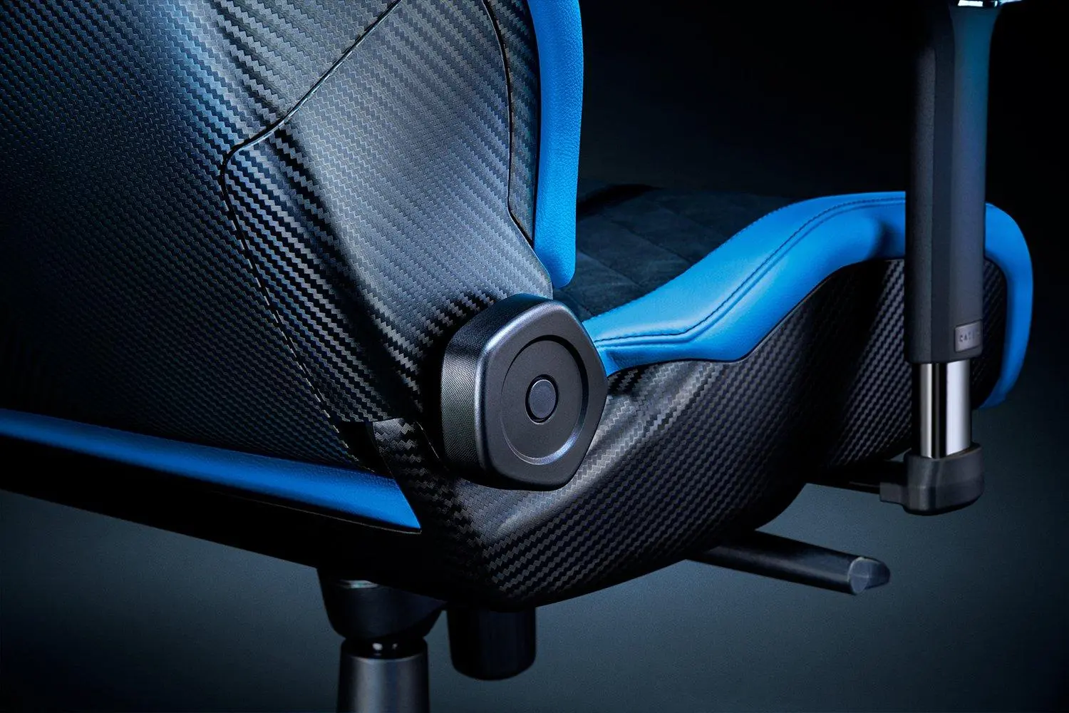 Fotel Razer Enki Pro Williams Esport Edition Gamingowy do 136kg Skóra ECO Czarno-niebieski