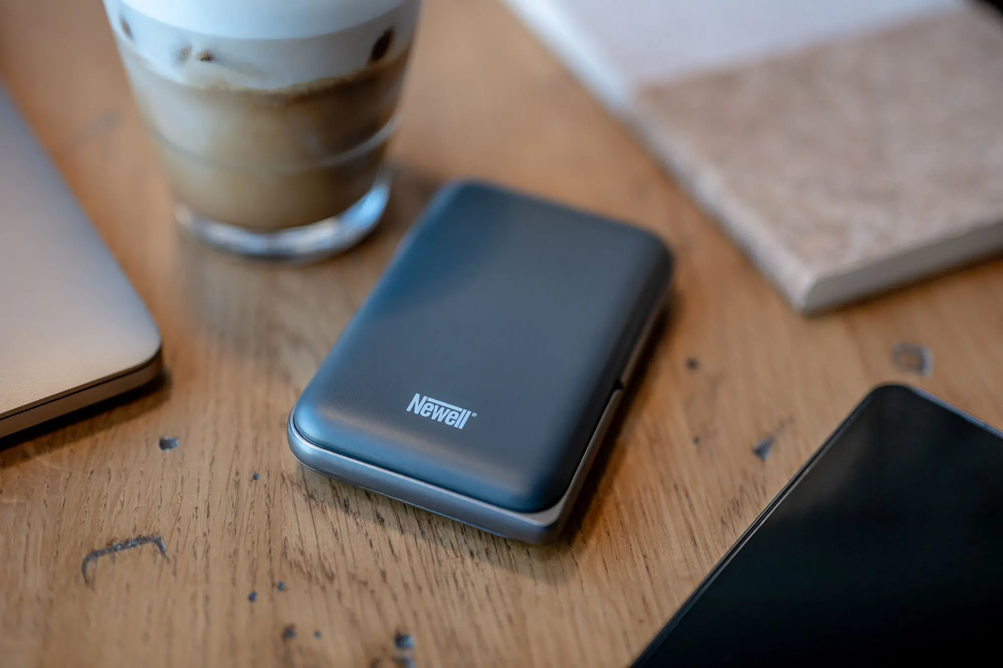 Powerbank Newell PBMS-10000 MagSafe10000mAh PD 20W Czarny