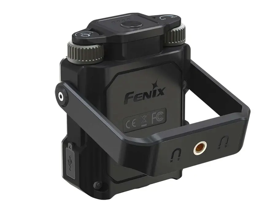 Latarka Fenix CL27R Zielony