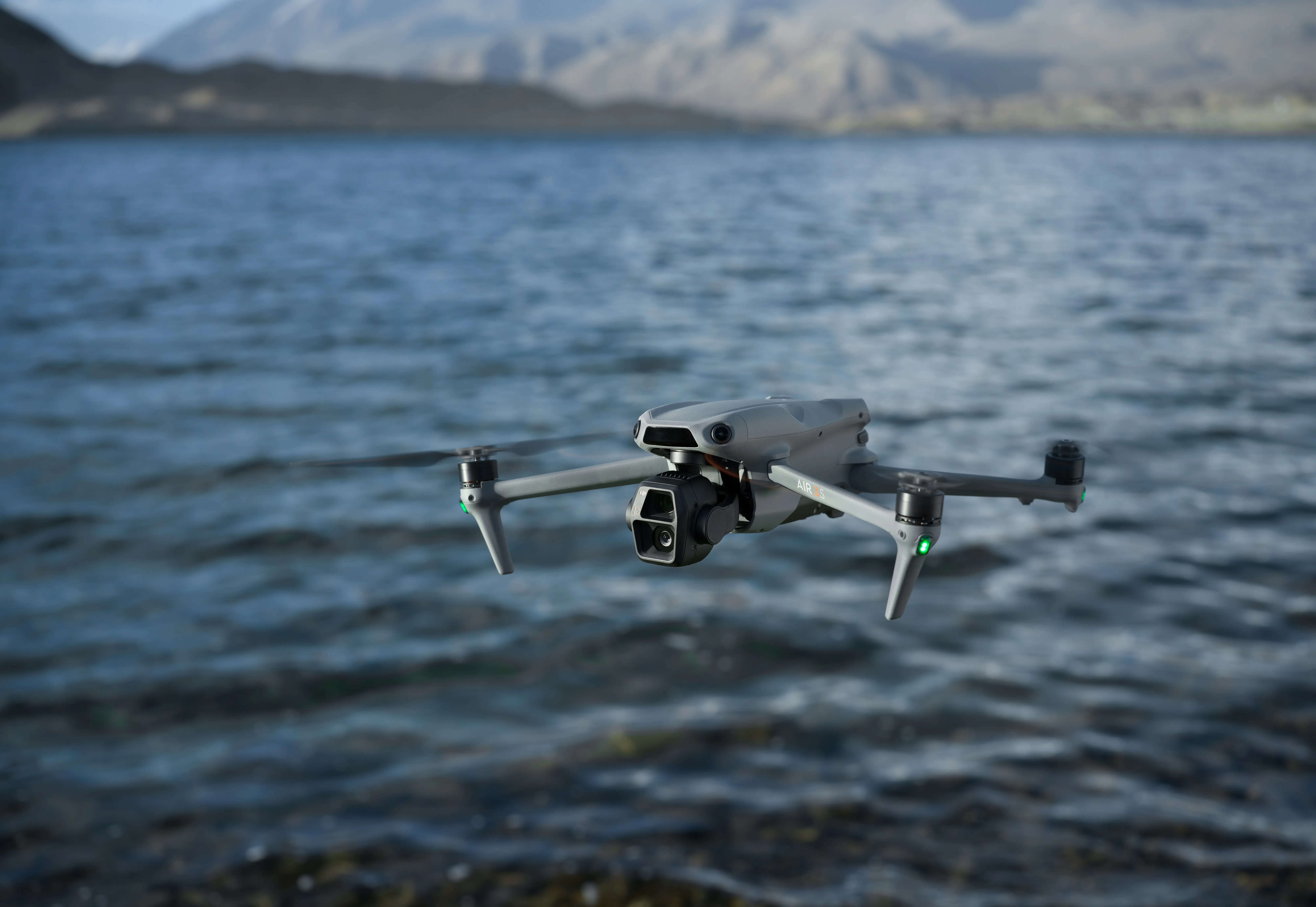 Dron DJI Air 3S Fly More Combo RC 2