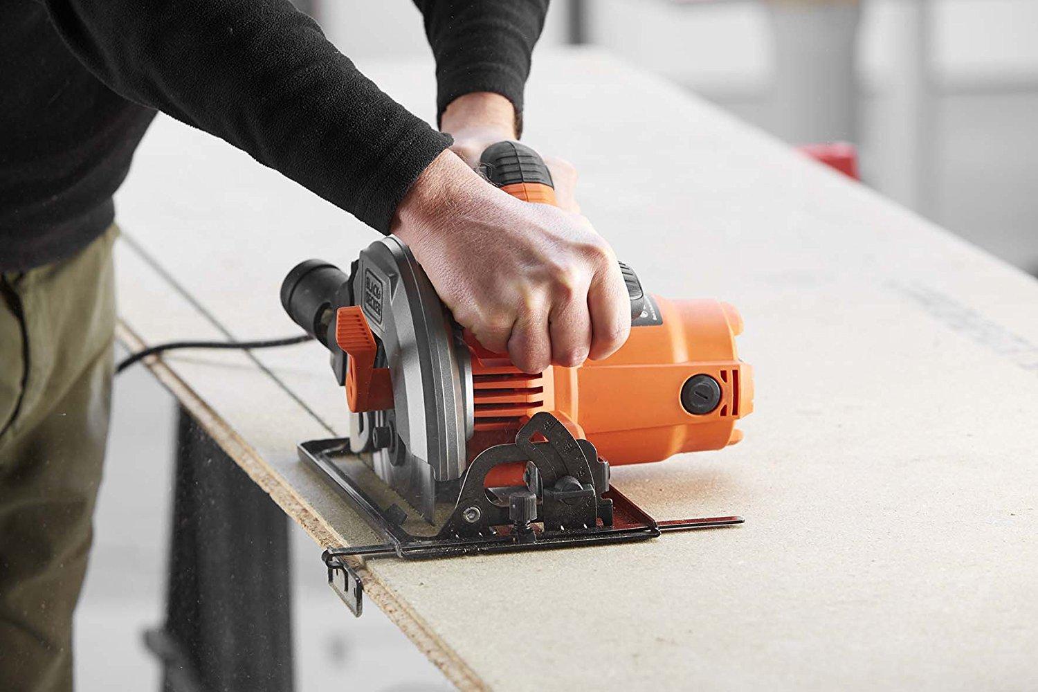 Black&Decker CS1550-QS