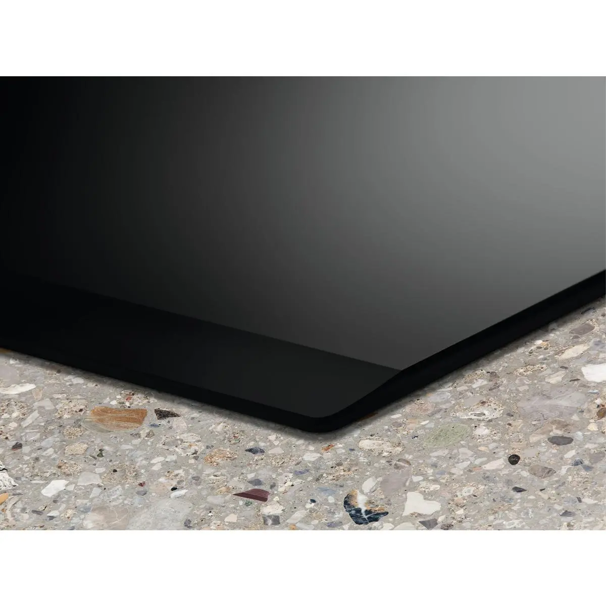 Płyta indukcyjna Electrolux 300 Slim-fit EIT61443B 59cm