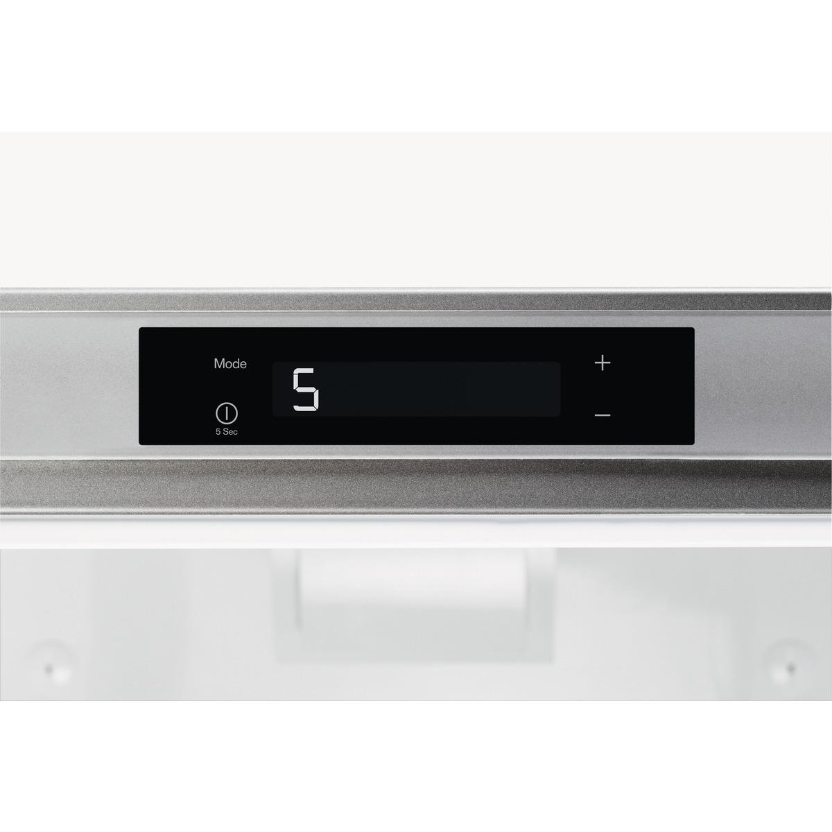 Lodówka Electrolux ERF4114AOX