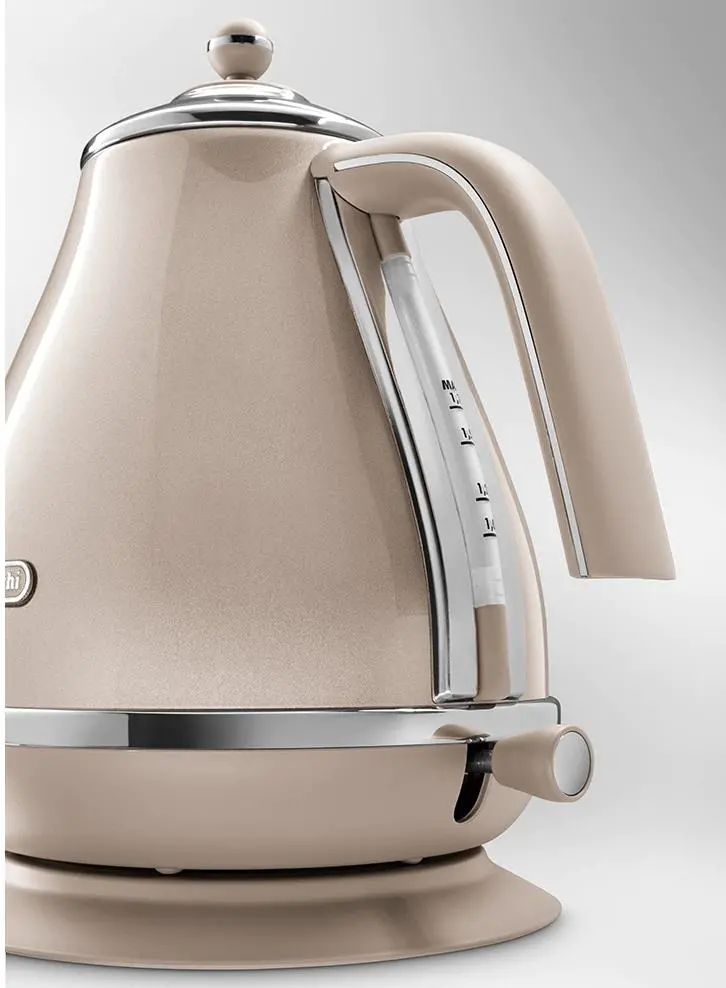 Czajnik DeLonghi Icona Metallics KBOT2001.BG 1,7l 2000W