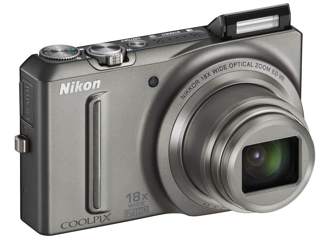 Nikon Coolpix S9100 (srebrny)
