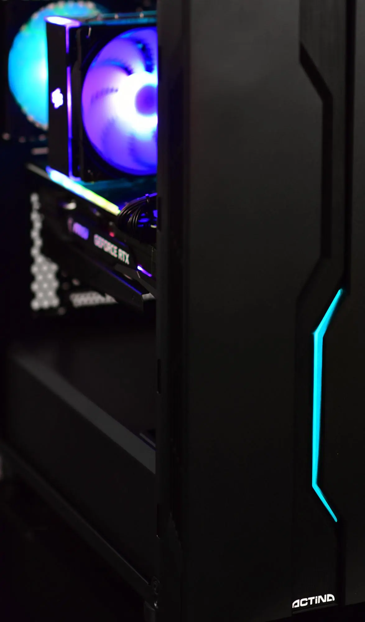 Komputer gamingowy Actina R5 3600 16GB RAM 512GB Dysk SSD GTX1660Ti