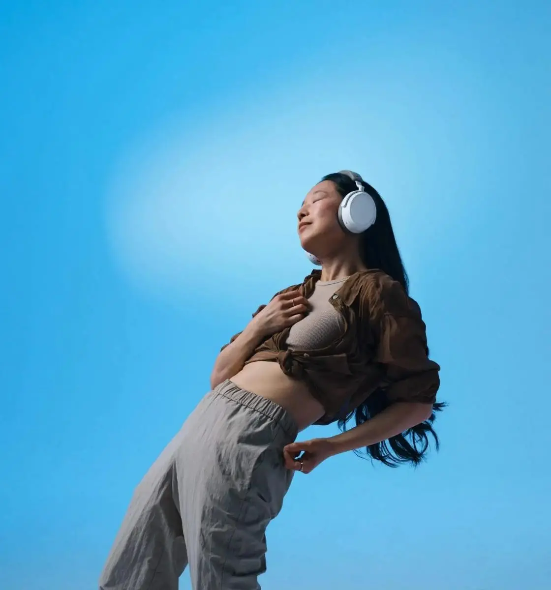 Słuchawki bezprzewodowe Sennheiser MOMENTUM 4 Wireless Nauszne Bluetooth 5.2 Biały