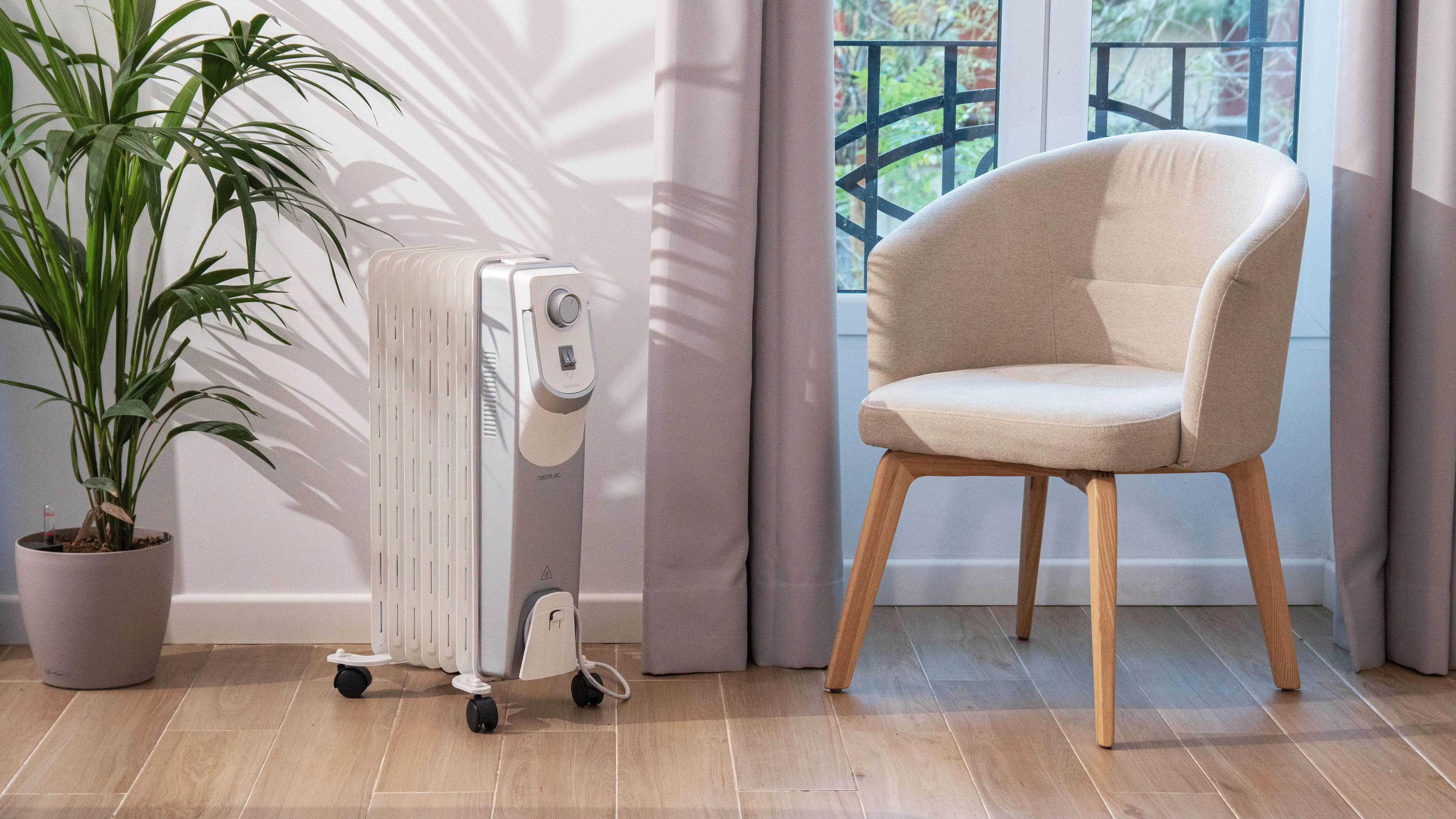 Grzejnik olejowy Cecotec ReadyWarm 7000 Space 360º