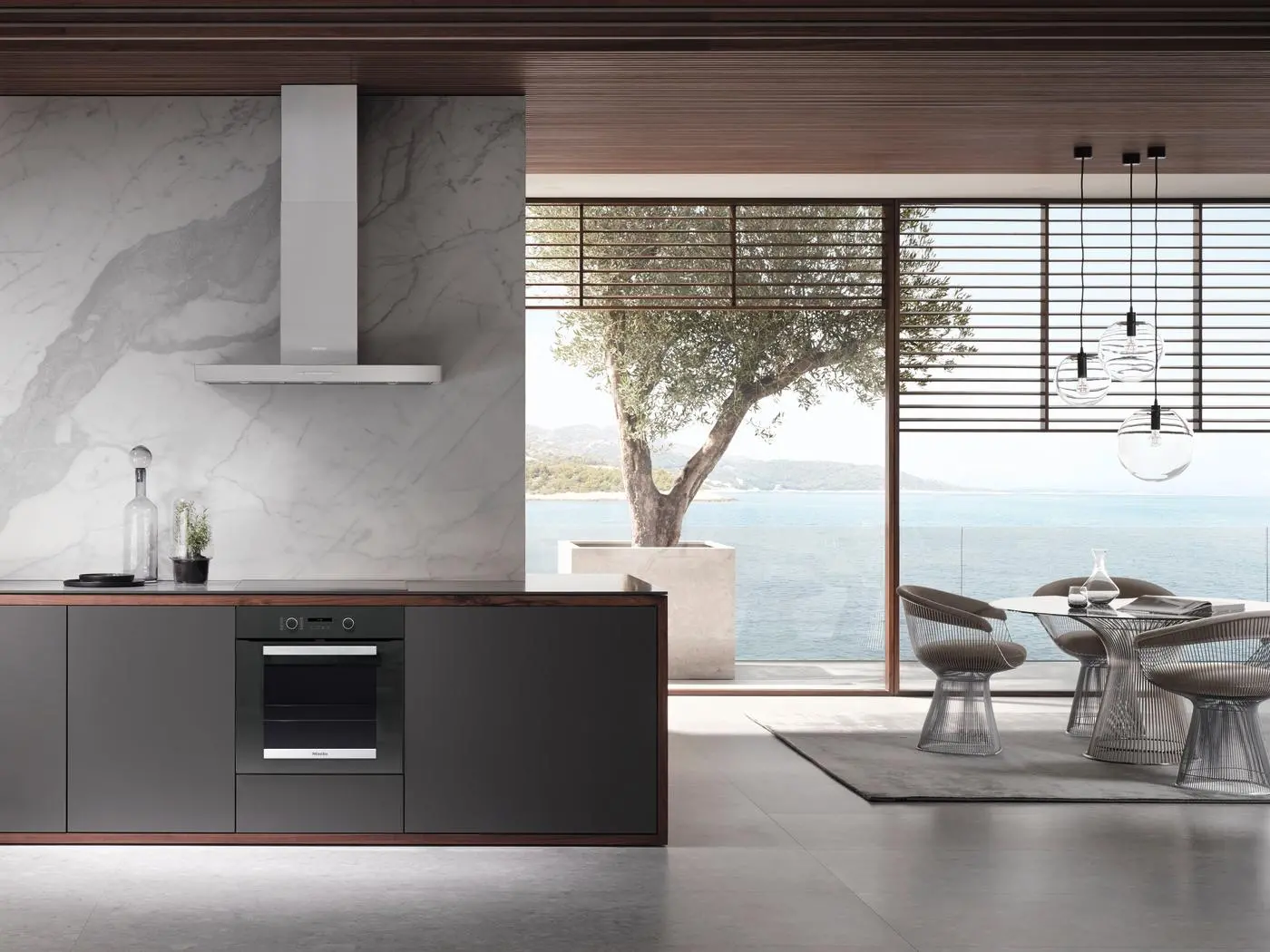 Piekarnik elektryczny Miele Active H 2465 B Termoobieg AirFry Zdalne sterowanie Czarny