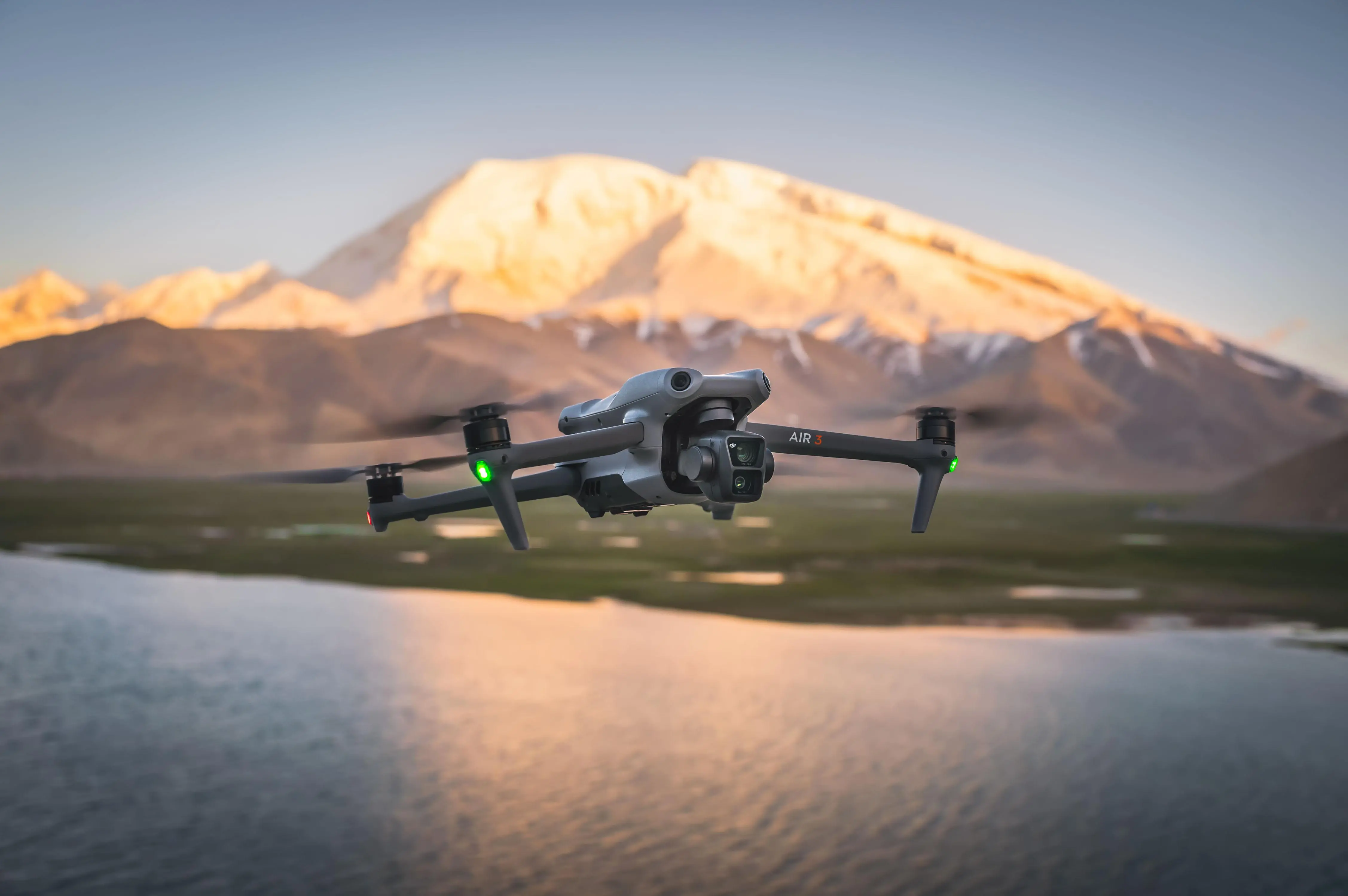 Dron DJI Air 3 RC-N2