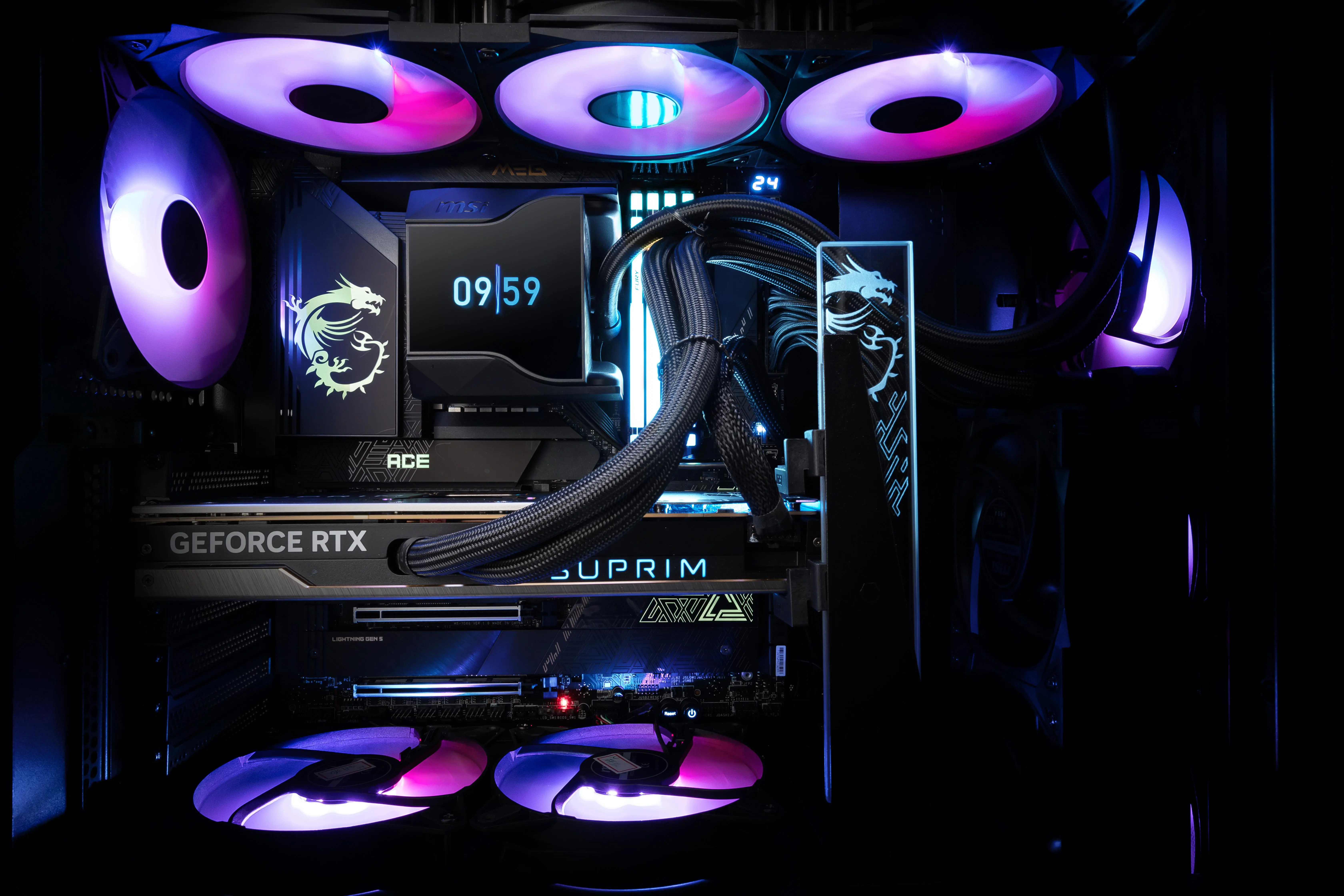 Obudowa MSI MPG Gungnir 300R Airflow Czarny