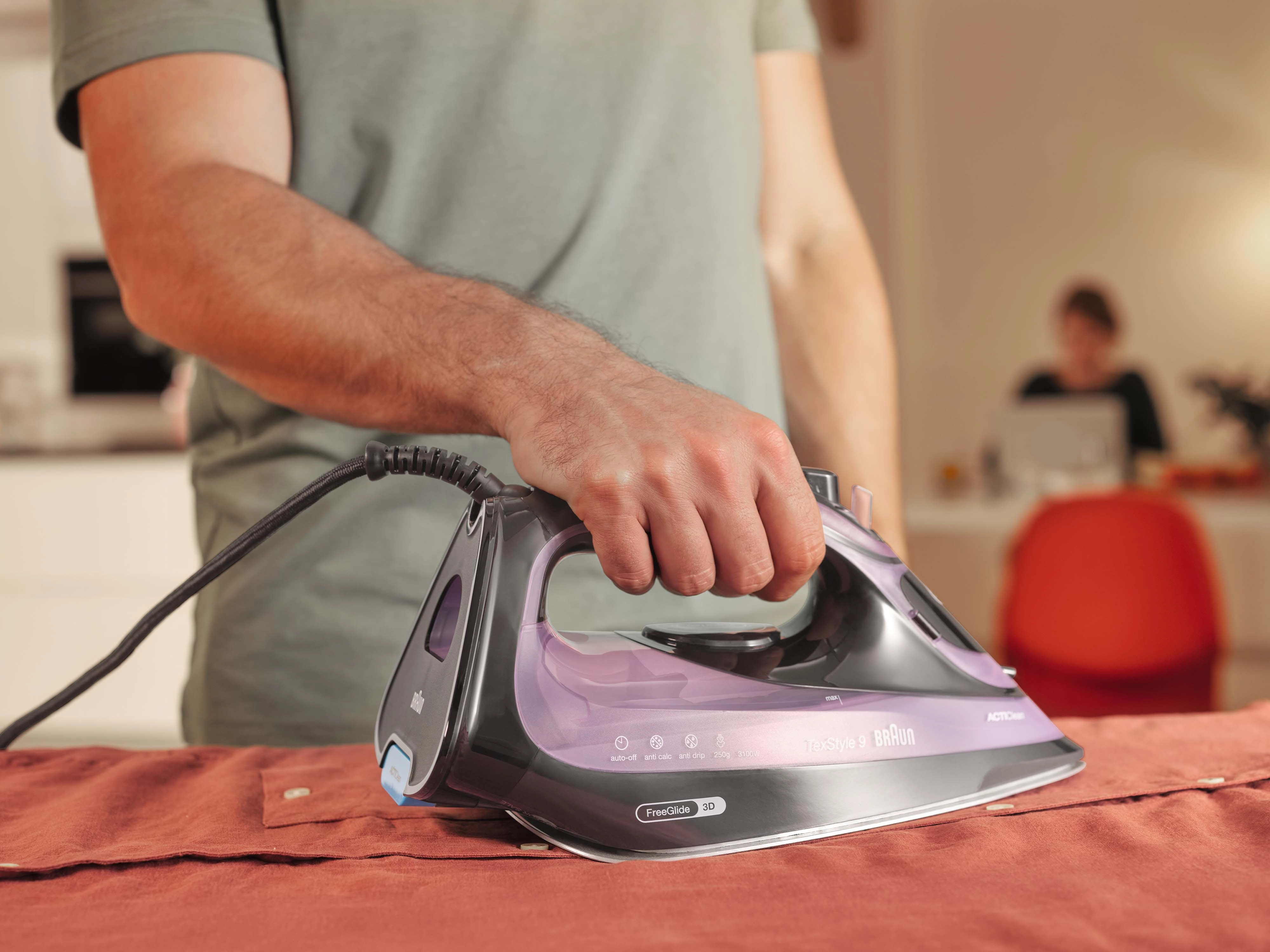 Żelazko Braun TexStyle 9 SI9661VI FreeGlide 3D 250g/min