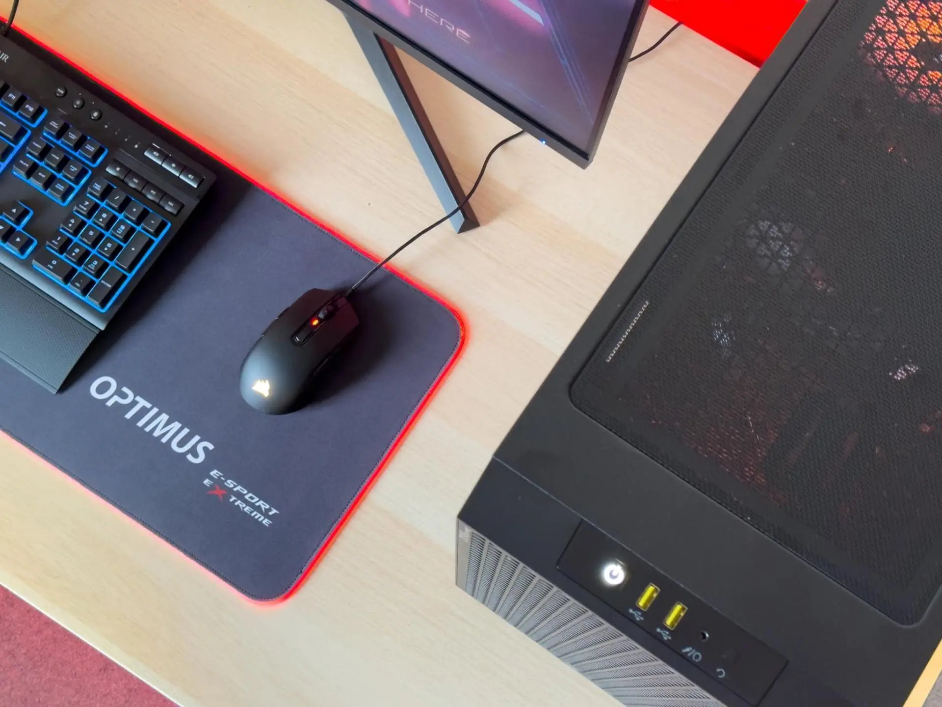 Komputer gamingowy Optimus E-Sport GA520T-CR1 R5 3600 16GB RAM 1TB Dysk SSD RX6600 Win11