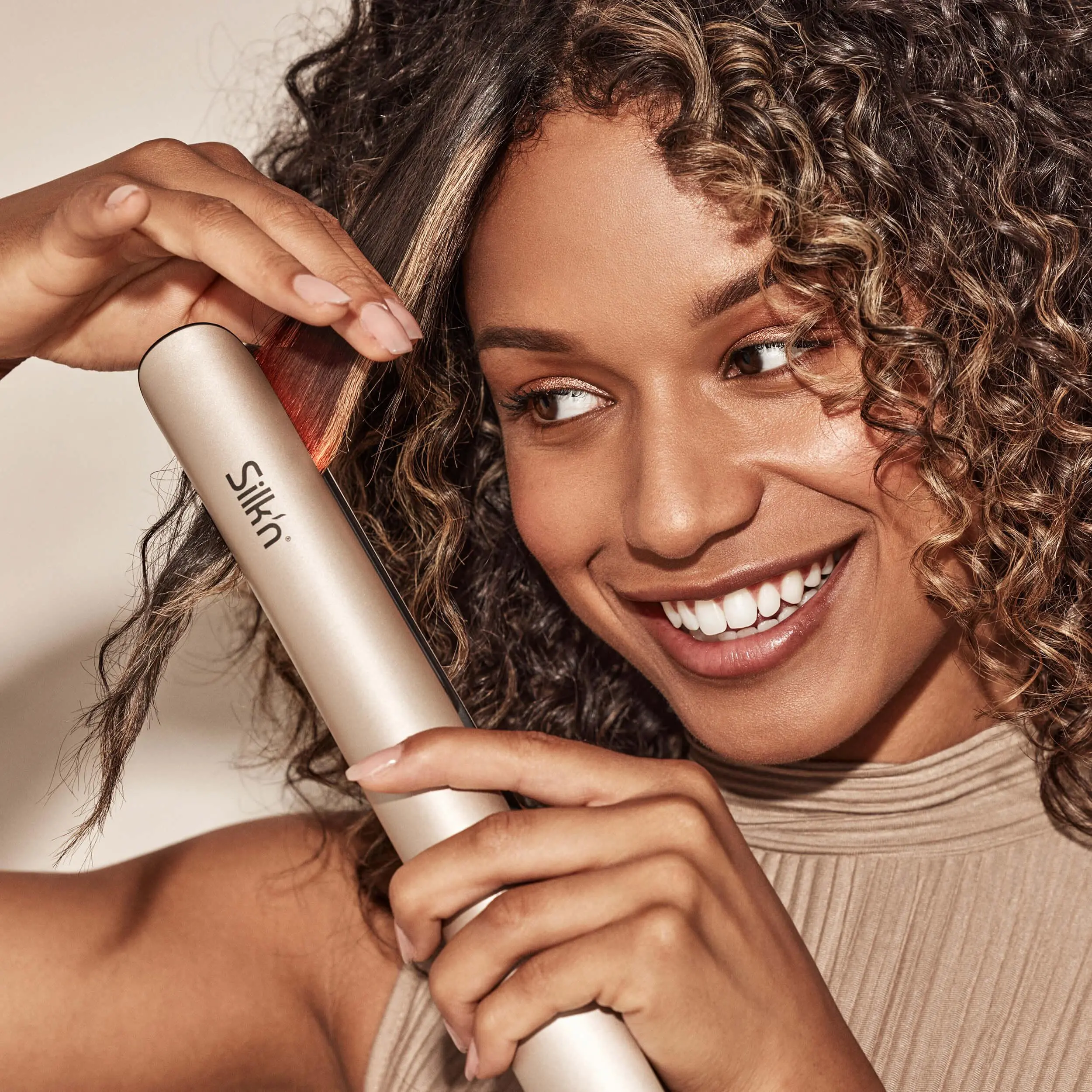 Prostownica Silk'n SilkyStraight 45W Jonizacja