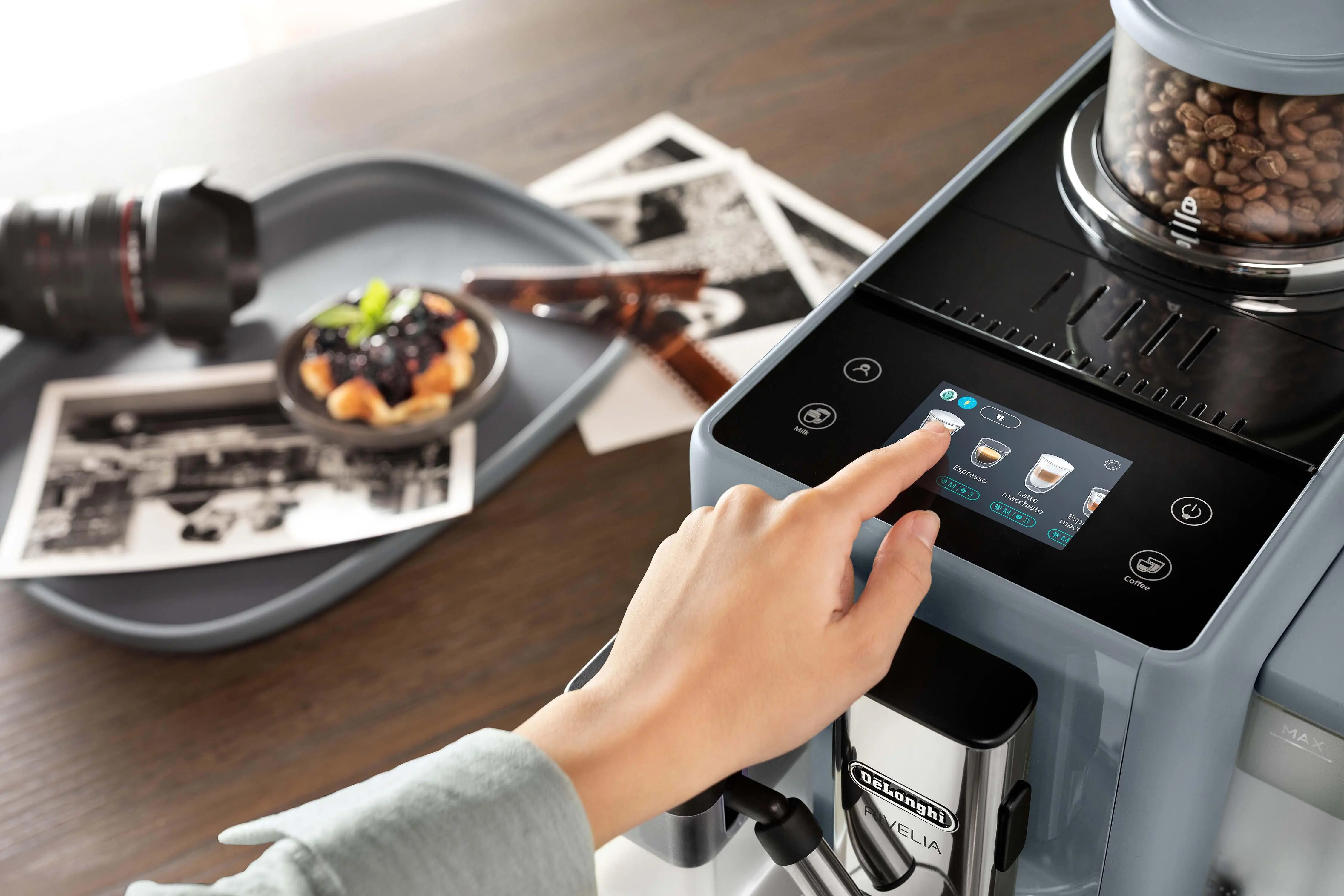 Ekspres DeLonghi Rivelia EXAM440.55G