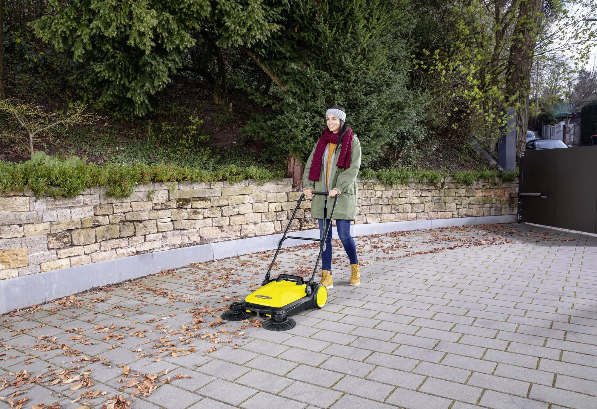 Zamiatarka Karcher S 4 Twin 2-in-1 1.766-365.0 20l 68cm 2400m2/h