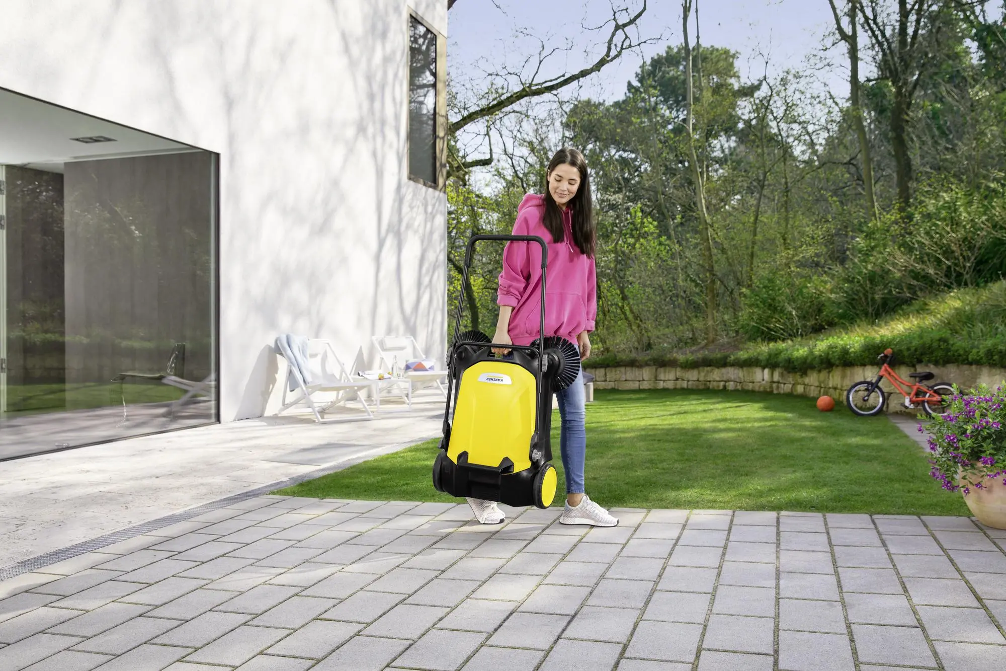 Zamiatarka Karcher S 4 Twin 2-in-1 1.766-365.0 20l 68cm 2400m2/h