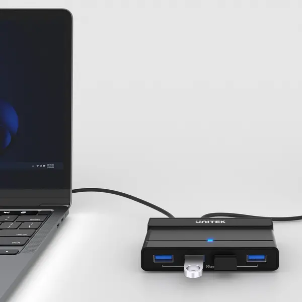 Przełacznik KVM Unitek H1310A 4x USB-A 5Gbps Aktywny