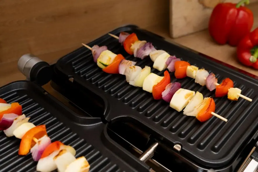 Grill elektryczny Eldom 2w1 GK2000W Crisper Programy automatyczne