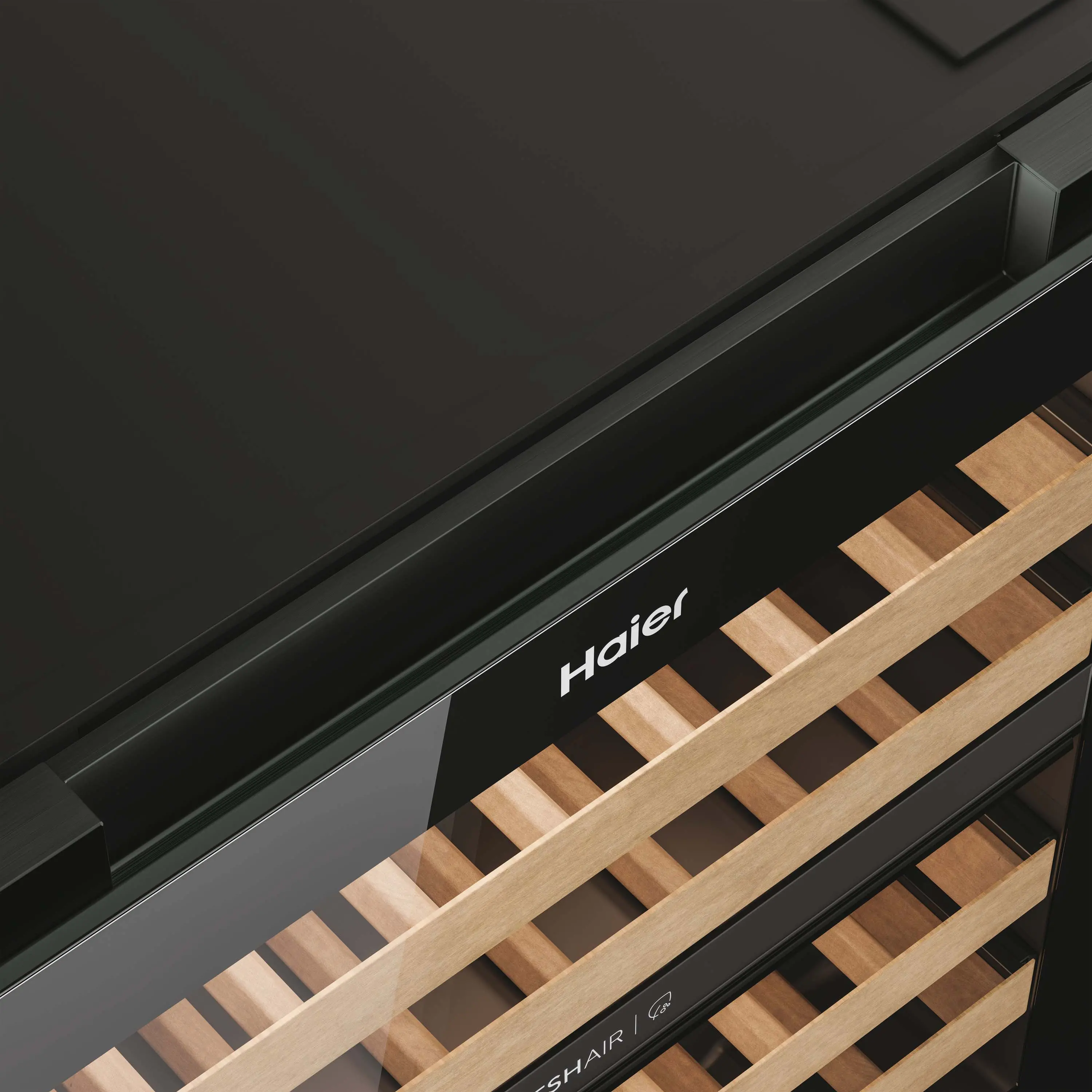 Chłodziarka do wina Haier Seria 6 HUC44GDEH1 44 miejsca na butelki